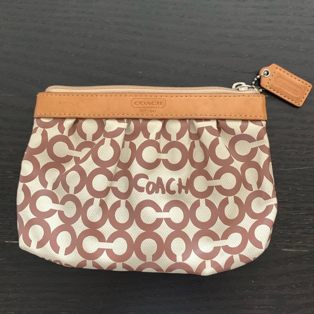 Coach pouch